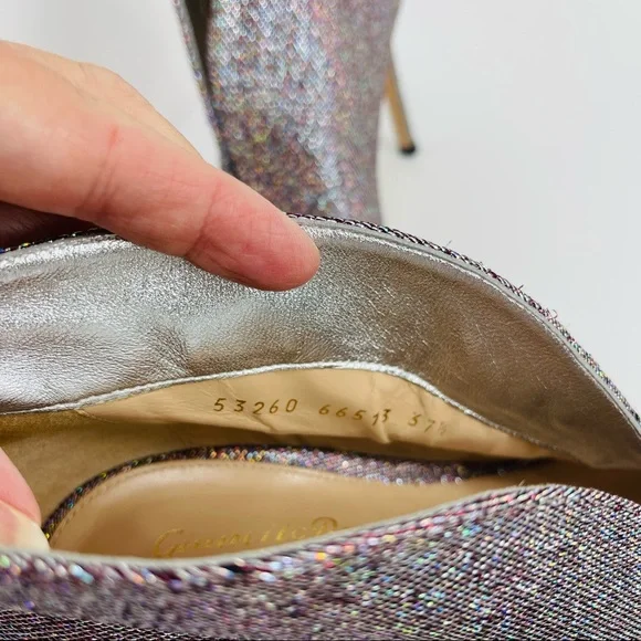 Gianvito Rossi peep toe designer heels - Picture 10 of 12